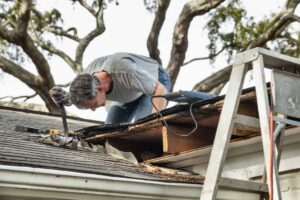 prepare your roof for winter in Ventura County